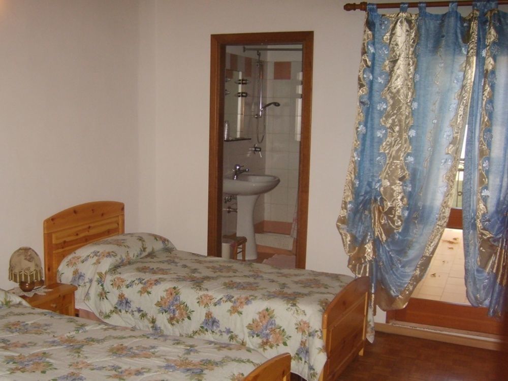 Antico Albergo Sant'Antonio Fonzaso Luaran gambar
