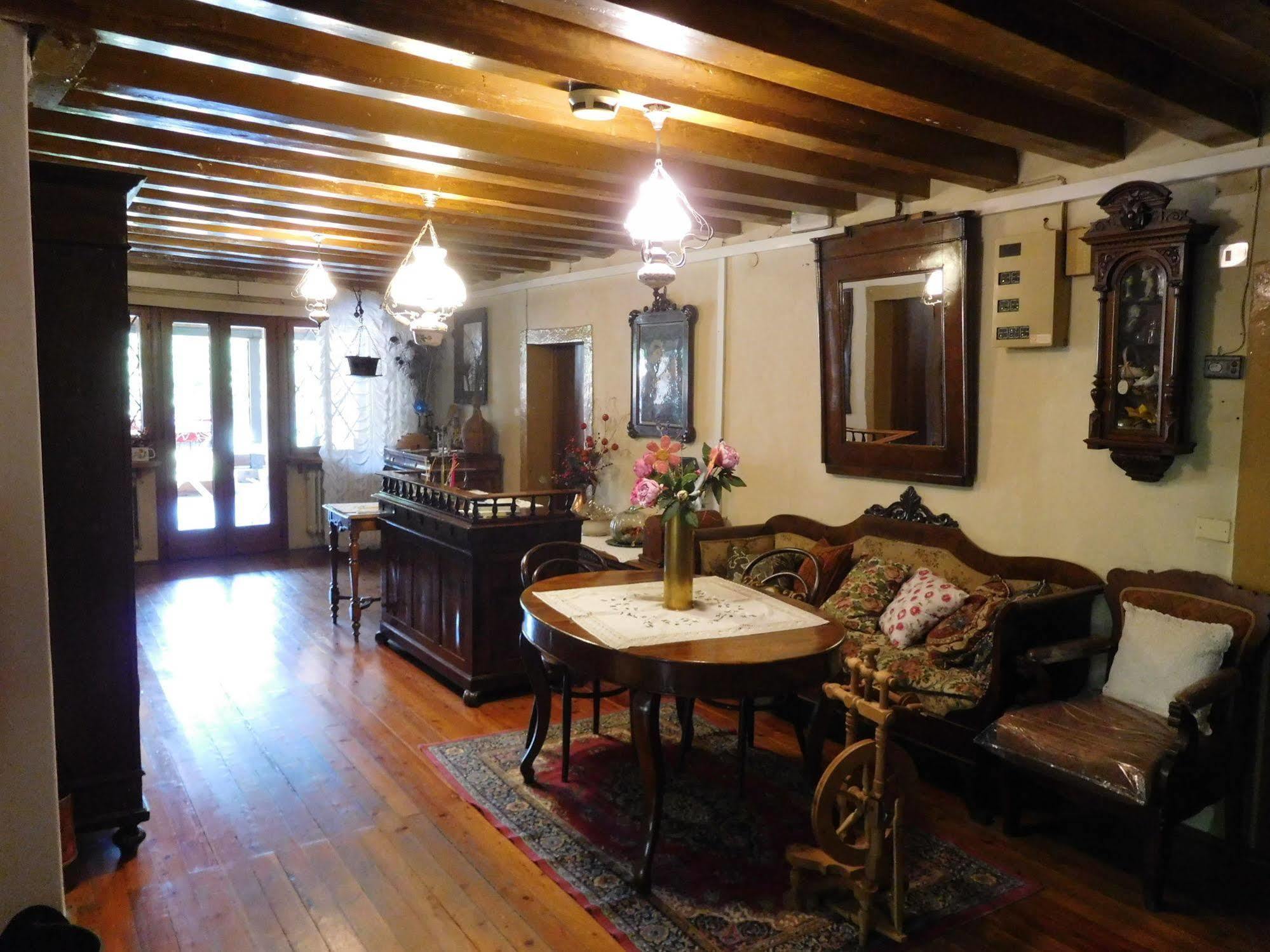 Antico Albergo Sant'Antonio Fonzaso Luaran gambar